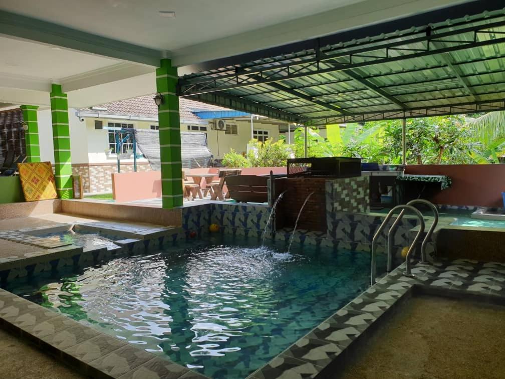 Inapdesa Teratak Bonda, Sepri Rembau Vila Exterior foto